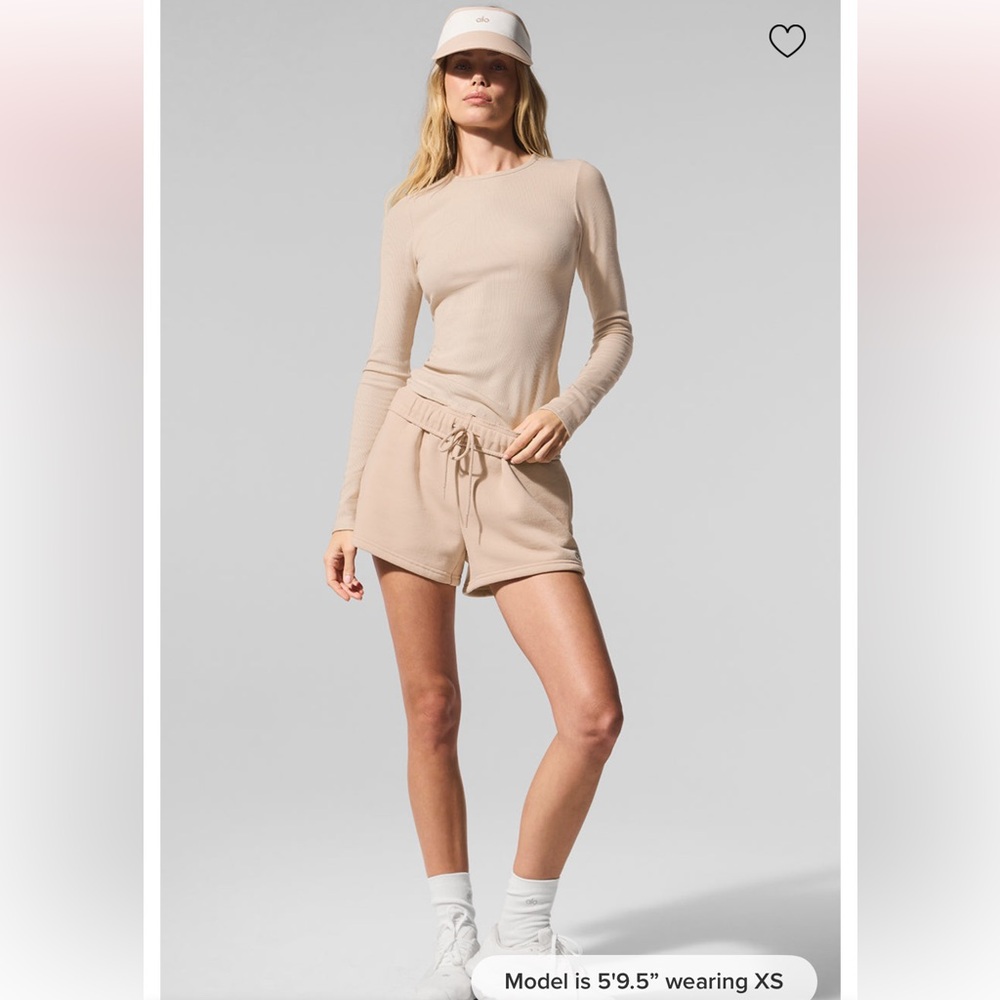 NWT ALO Accolade Shorts Macadamia sz Medium